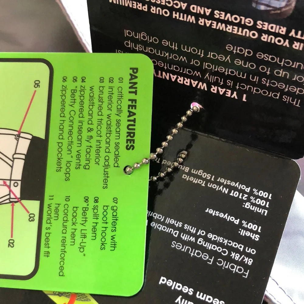 Betty Rides (L) snowboard Classic Rocker - Picture 7 of 16